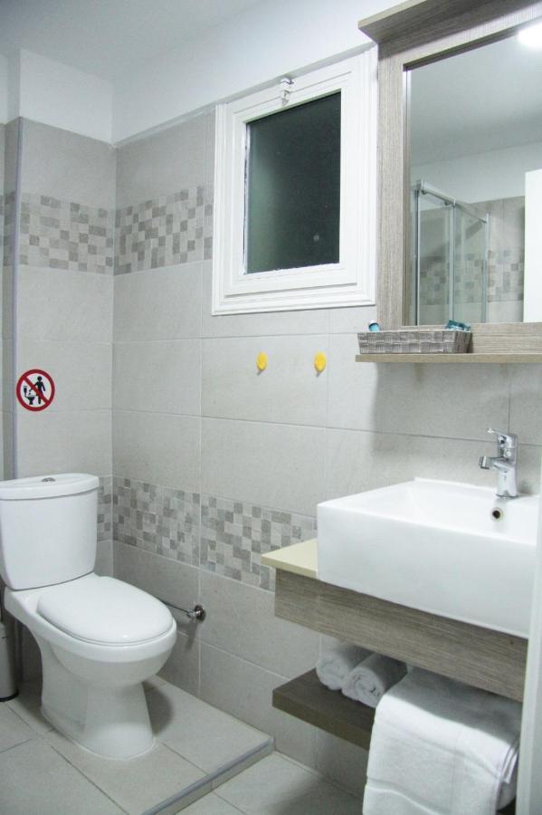 Larnaca Bay Suites Экстерьер фото