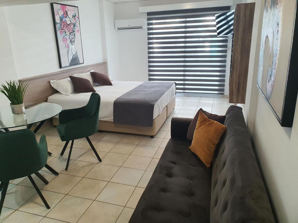 Larnaca Bay Suites Экстерьер фото