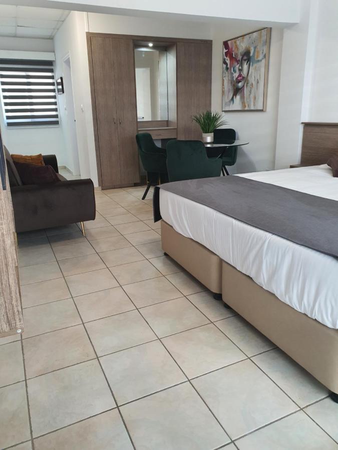 Larnaca Bay Suites Экстерьер фото