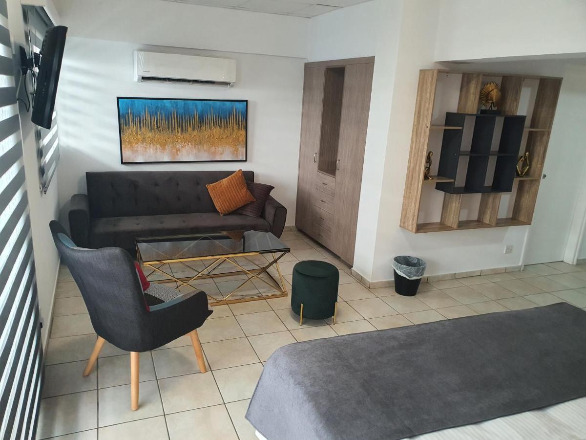 Larnaca Bay Suites Экстерьер фото