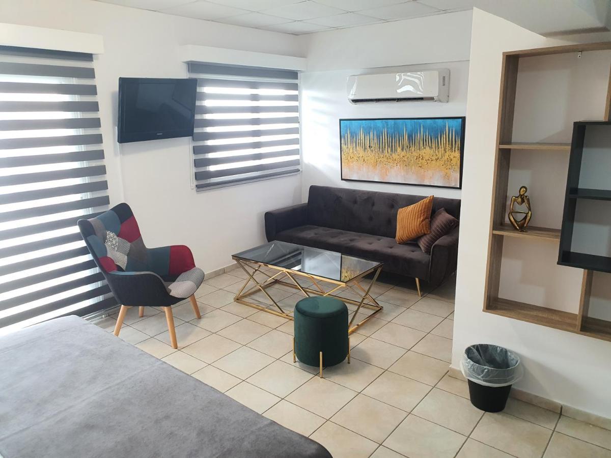 Larnaca Bay Suites Экстерьер фото