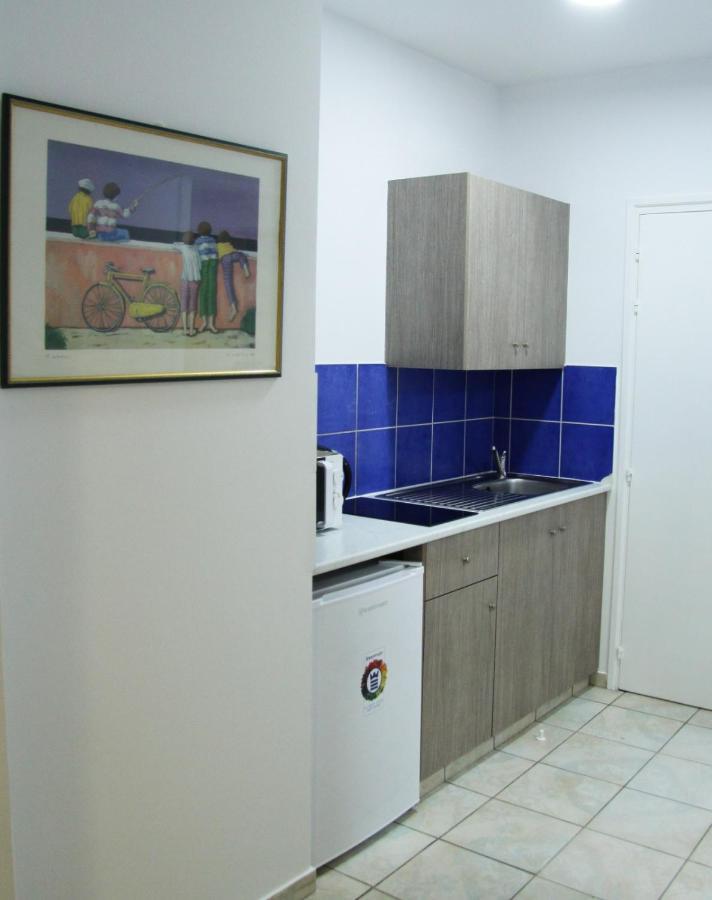 Larnaca Bay Suites Экстерьер фото